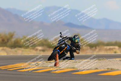 media/Oct-09-2022-SoCal Trackdays (Sun) [[95640aeeb6]]/Turn 15 (150pm)/